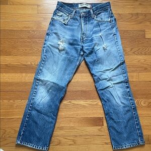 Perfectly distressed vintage Levi’s 505 size 28